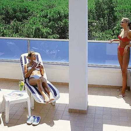 Alemagna Lido Del Sole 4* ביביונה