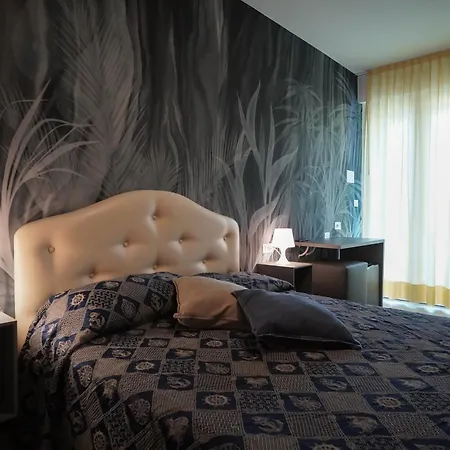 Hotel Alemagna Lido Del Sole 4*